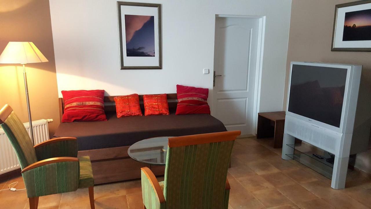 Lipno Apartmany Frymburk Iii. Buitenkant foto